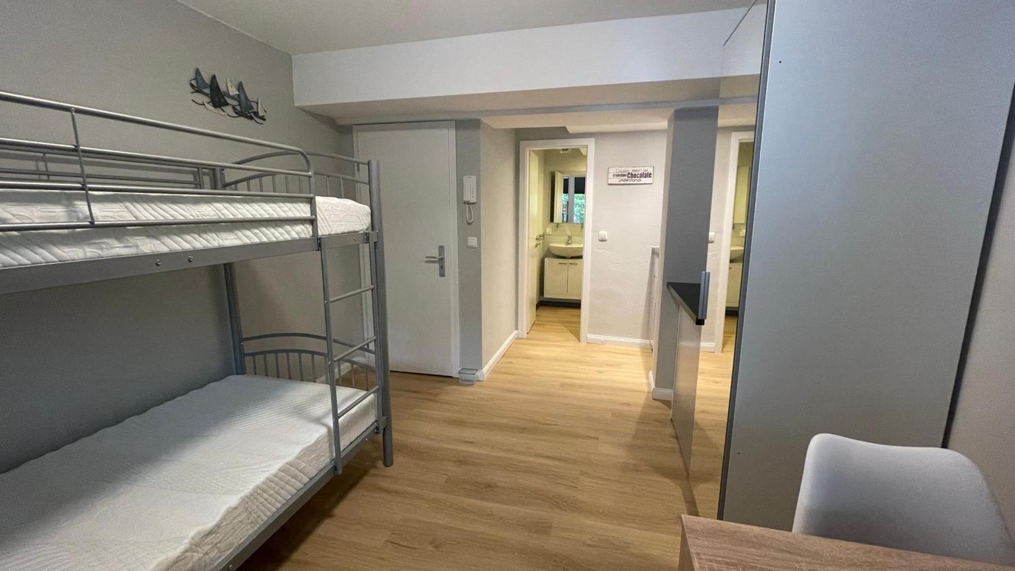 Suesses Kleines Und Zentrales Apartment Fuer Zwei Personen Mitten In Amburgo Esterno foto