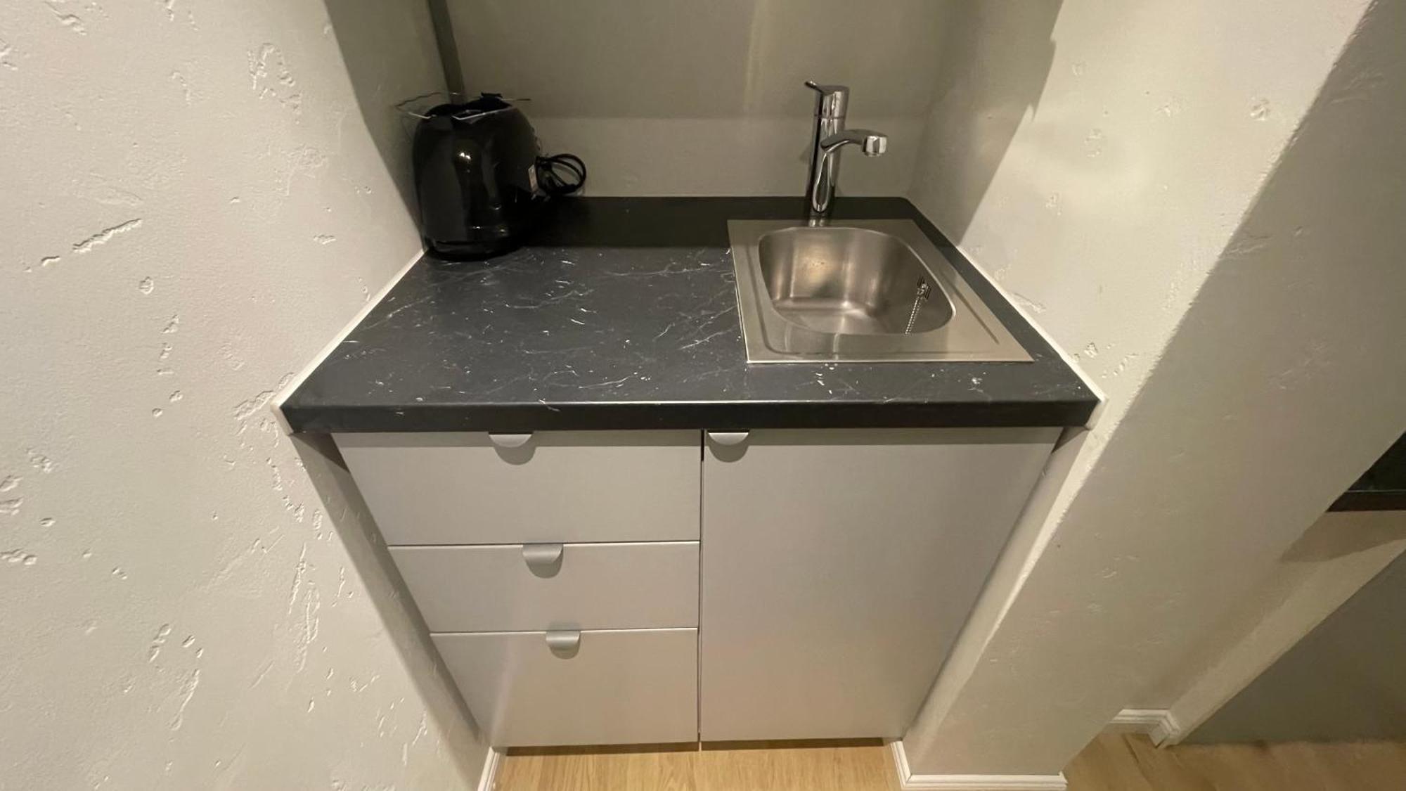 Suesses Kleines Und Zentrales Apartment Fuer Zwei Personen Mitten In Amburgo Esterno foto